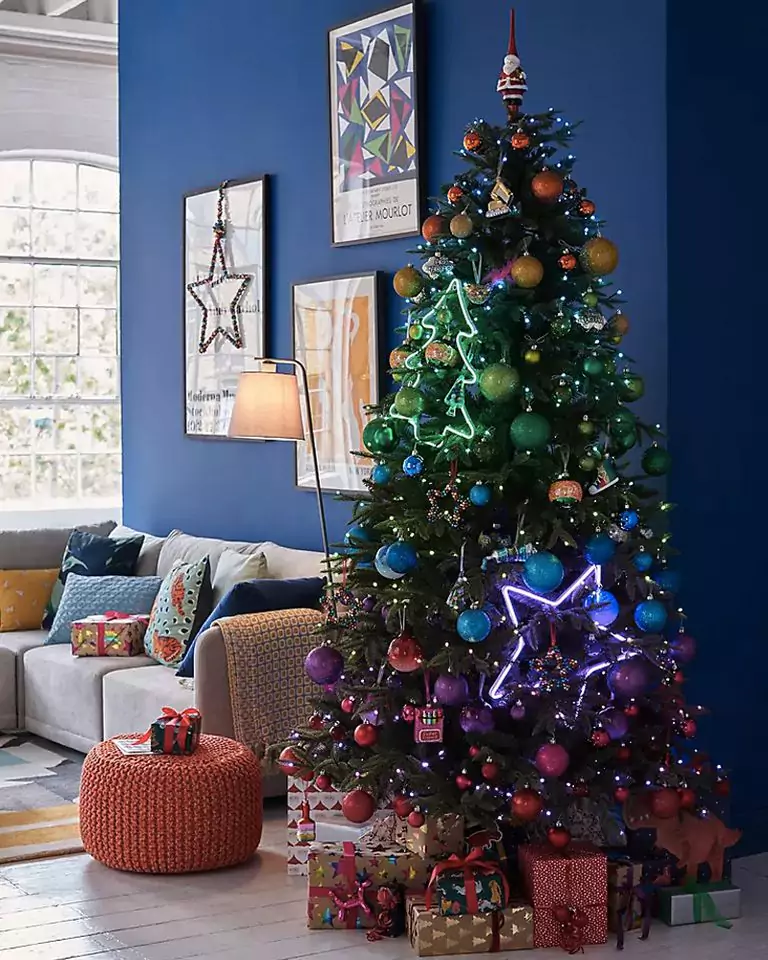 Come addobbare l'albero di Natale, come mettere le luci sull'albero di Natale, albero di Natale